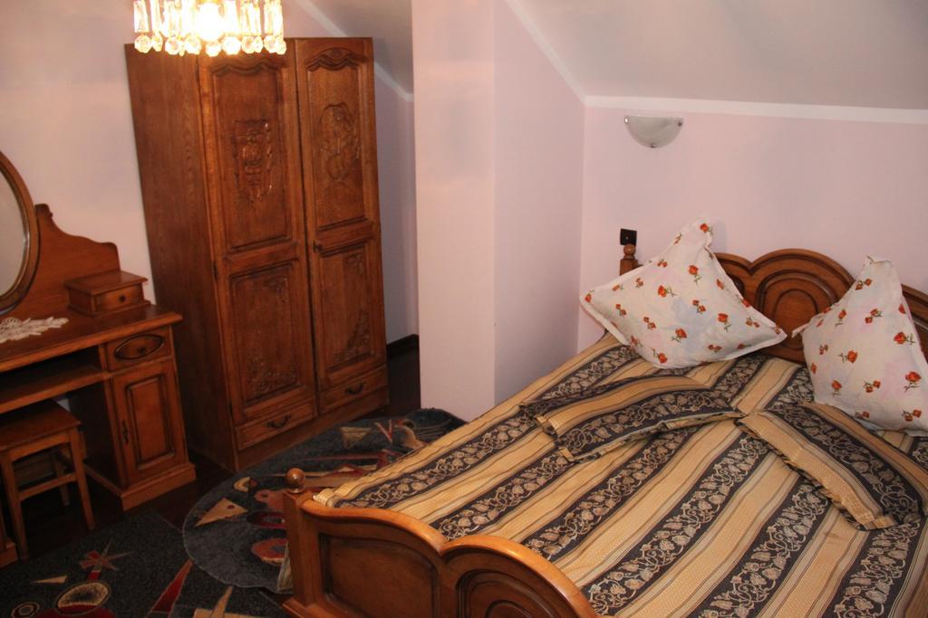 Pensiunea Casa Cristina Câmpulung Moldovenesc Buitenkant foto